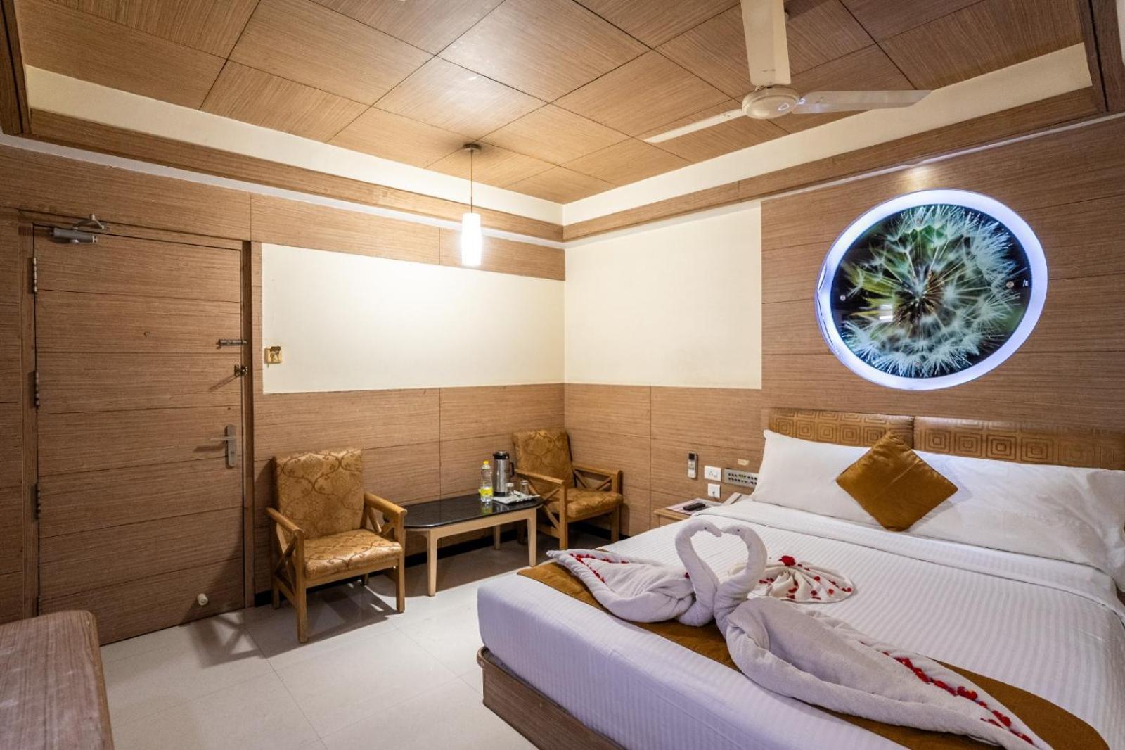 Sree Bharani Hotels Tirunelveli Exterior foto